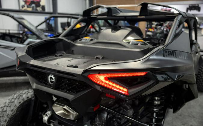 2025 Can-Am Maverick R MAX X rs With SMART-SHOX