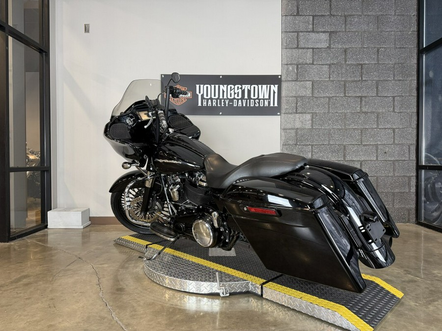 2017 Harley-Davidson® Road Glide® Special FLTRXS