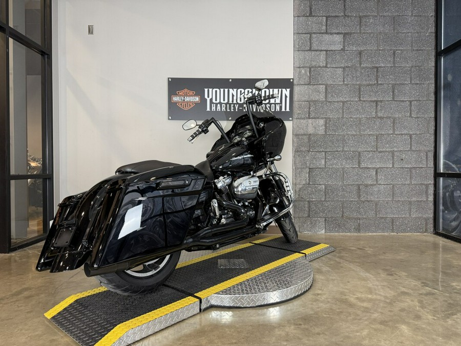 2017 Harley-Davidson® Road Glide® Special FLTRXS