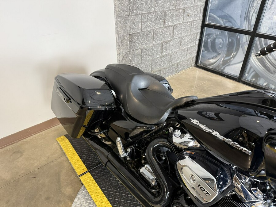 2017 Harley-Davidson® Road Glide® Special FLTRXS