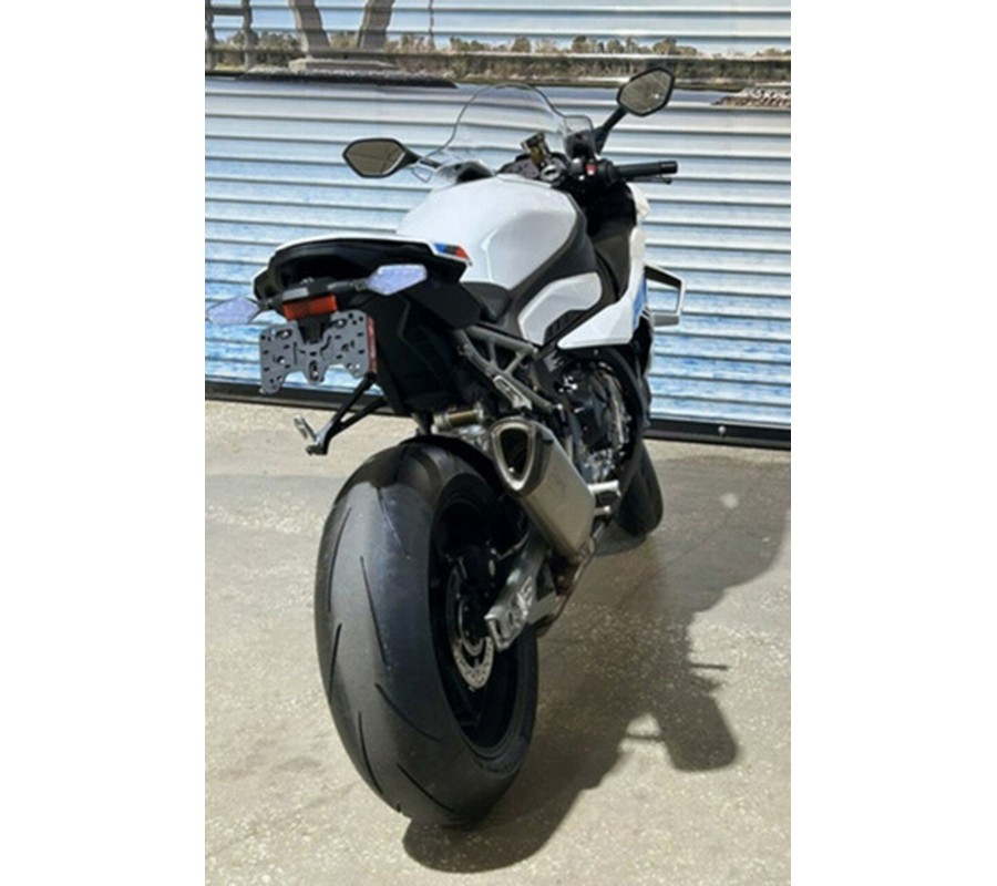 2026 BMW M 1000 RR Light White / M Motorsport