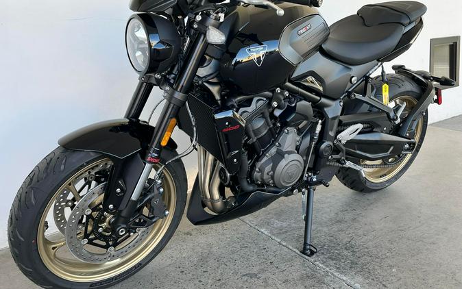 2026 Triumph TRIDENT 800