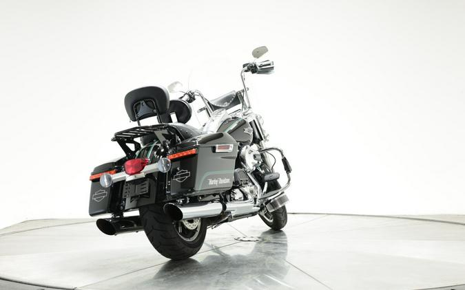 2014 HARLEY-DAVIDSON FLHR ROAD KING in Vivid Black with Pinstripe with 21,216 miles