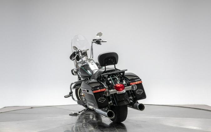 2014 HARLEY-DAVIDSON FLHR ROAD KING in Vivid Black w/ Pinstripe with 21,216 miles