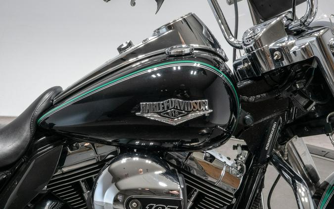 2014 HARLEY-DAVIDSON FLHR ROAD KING in Vivid Black w/ Pinstripe with 21,216 miles