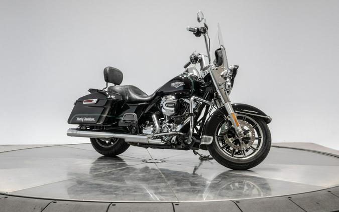 2014 HARLEY-DAVIDSON FLHR ROAD KING in Vivid Black w/ Pinstripe with 21,216 miles