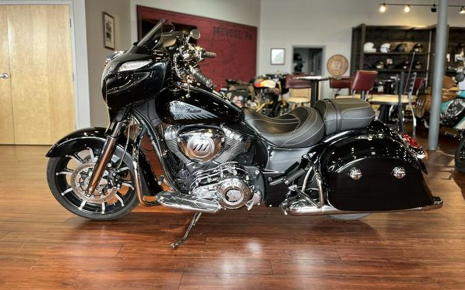 2018 Indian Motorcycle® Chieftain® Limited ABS Thunder Black