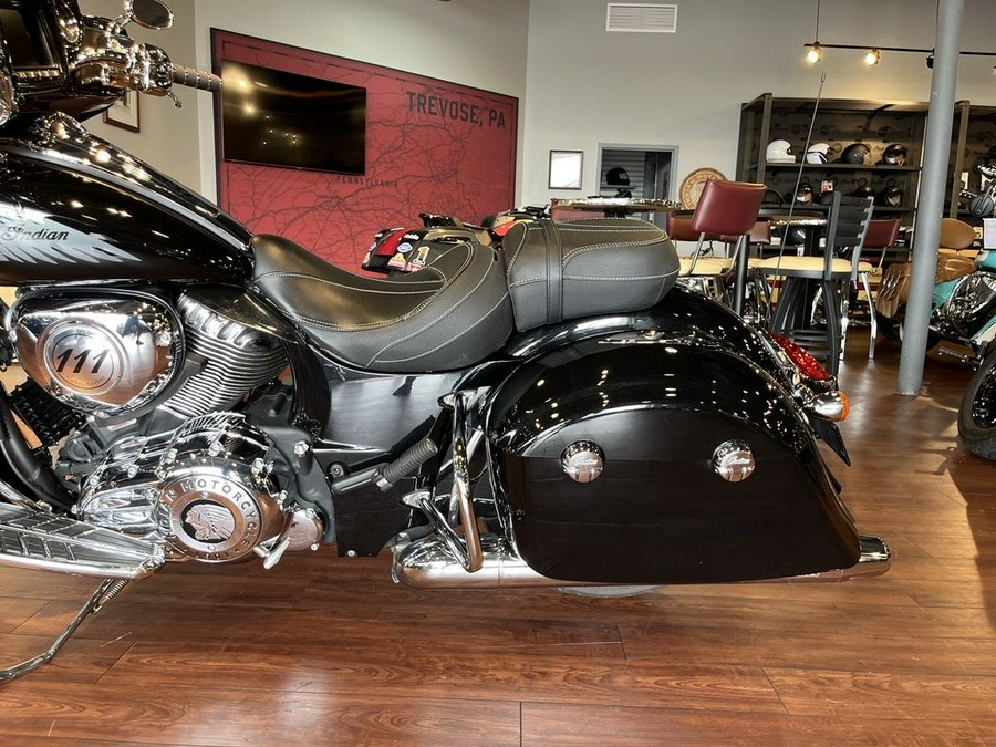 2018 Indian Motorcycle® Chieftain® Limited ABS Thunder Black