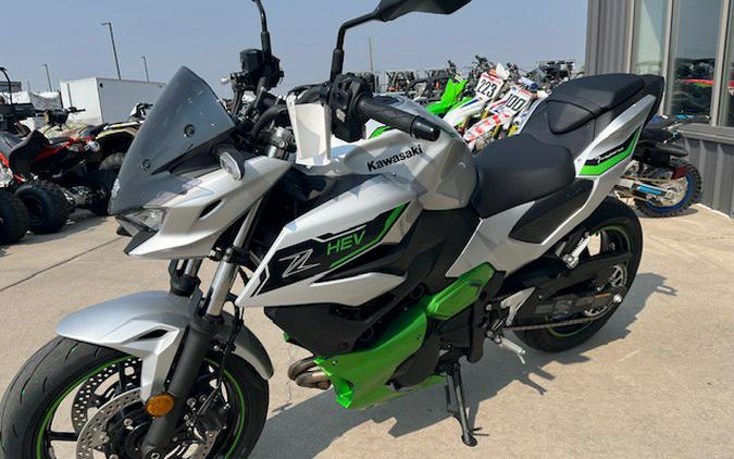 2024 Kawasaki Z7 Hybrid ABS