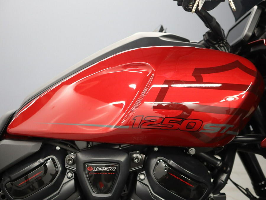 2025 Harley-Davidson Pan America 1250 ST