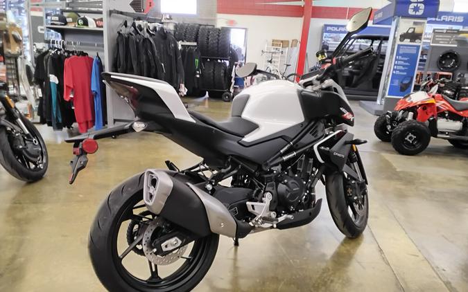 2025 CFMOTO 450NK CF400-7US