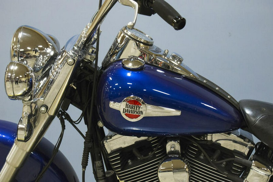 2017 Harley-Davidson® FLSTC - Heritage Softail® Classic