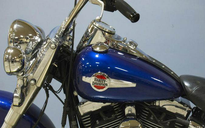 2017 Harley-Davidson® FLSTC - Heritage Softail® Classic