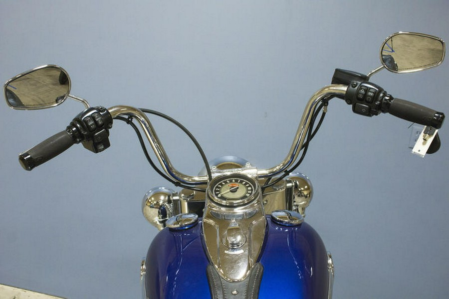 2017 Harley-Davidson® FLSTC - Heritage Softail® Classic