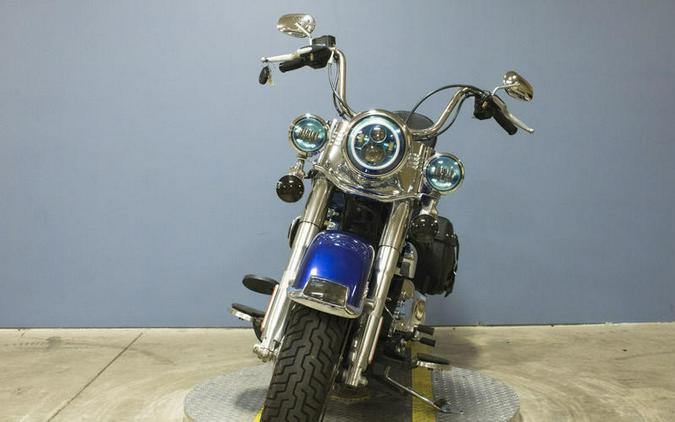 2017 Harley-Davidson® FLSTC - Heritage Softail® Classic