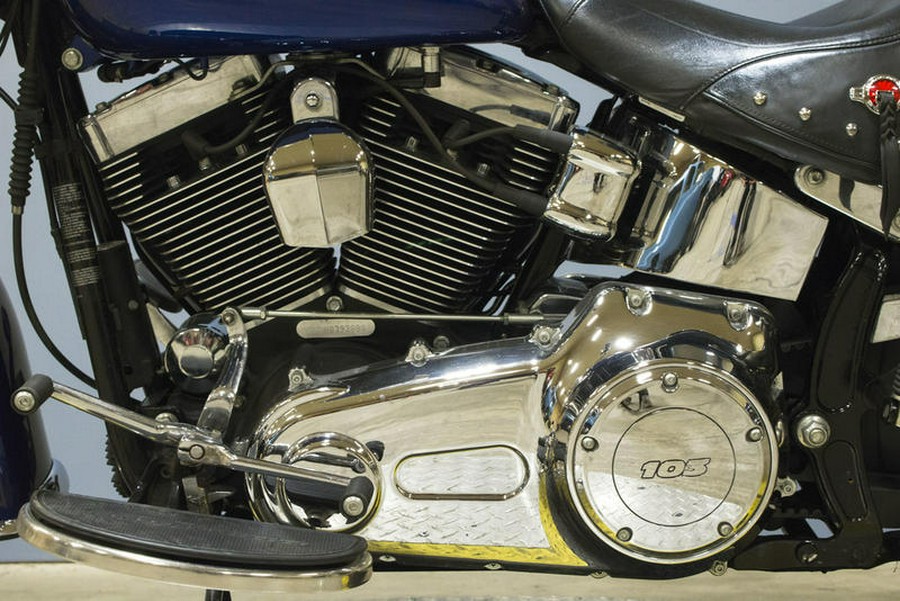 2017 Harley-Davidson® FLSTC - Heritage Softail® Classic