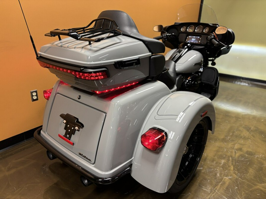 FLHTCUTG 2025 Tri Glide® Ultra