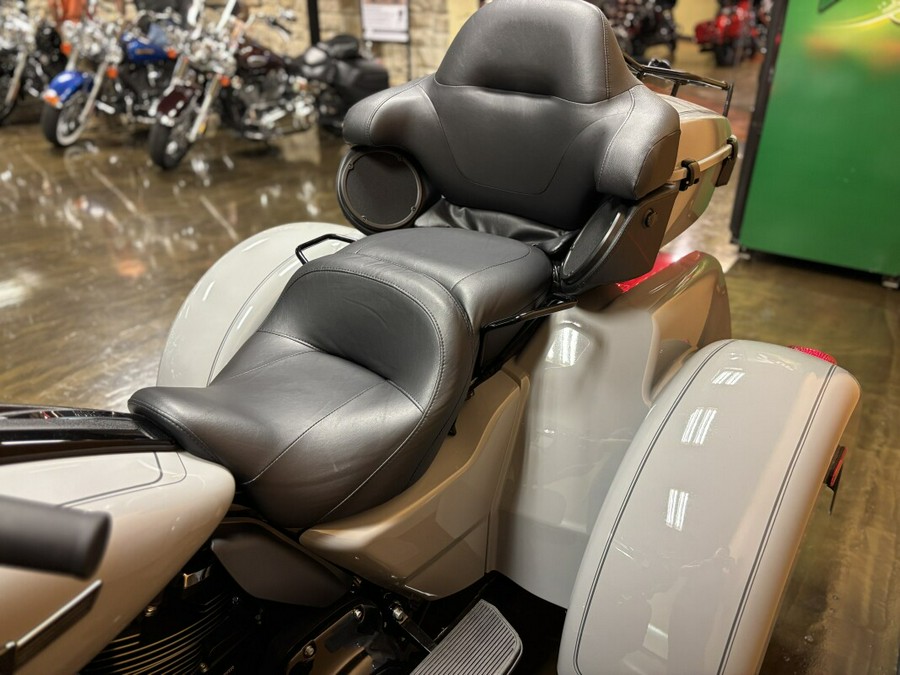 FLHTCUTG 2025 Tri Glide® Ultra