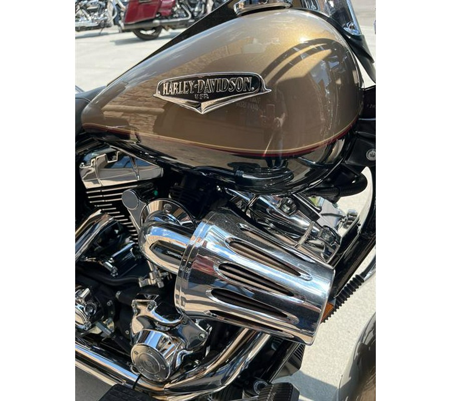 2005 Harley-Davidson FLHRCI Road King® Classic