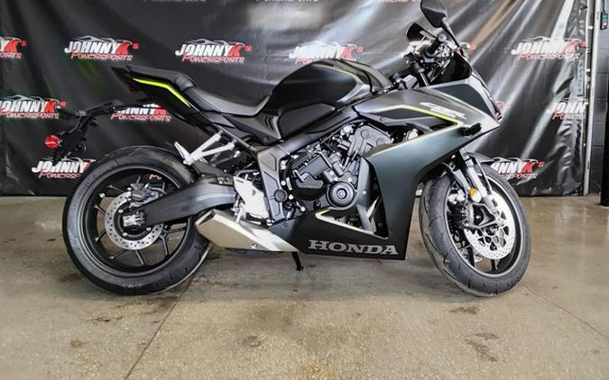 2026 Honda CBR650R E-Clutch