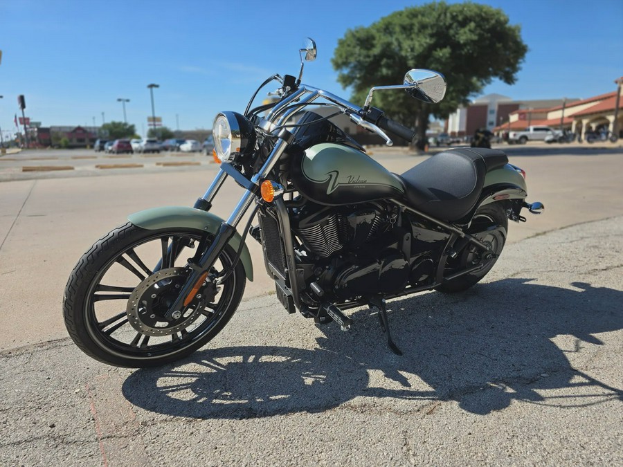 2023 Kawasaki Vulcan® 900 Custom