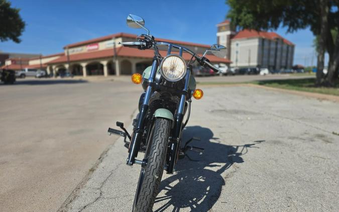 2023 Kawasaki Vulcan® 900 Custom