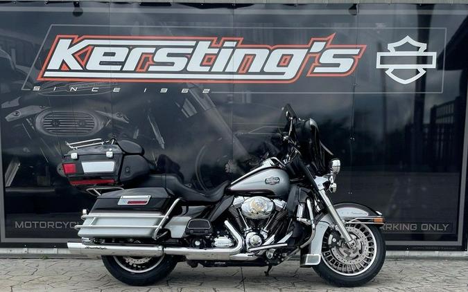 2010 Harley-Davidson® FLHTCU - Ultra Classic® Electra Glide