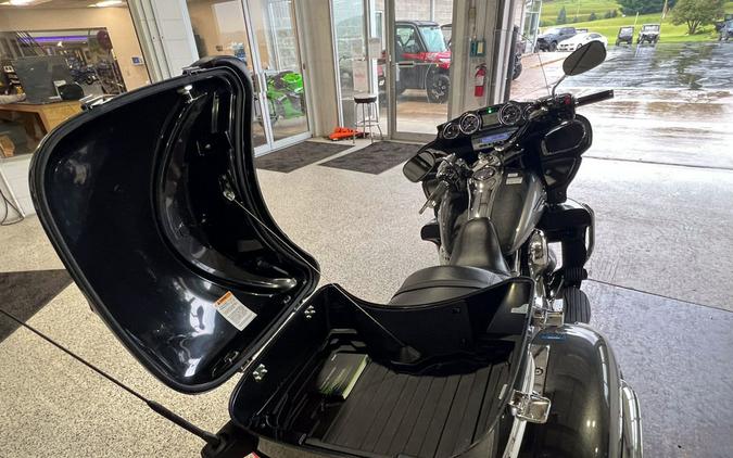 2024 Kawasaki Vulcan® 1700 Voyager® ABS
