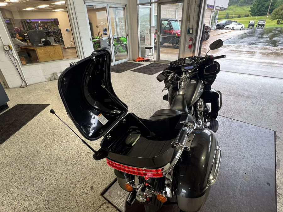 2024 Kawasaki Vulcan® 1700 Voyager® ABS