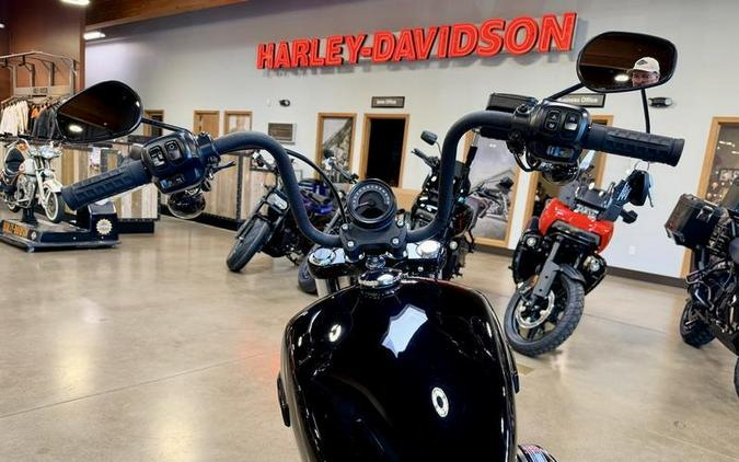 FXBB 2025 Street Bob™