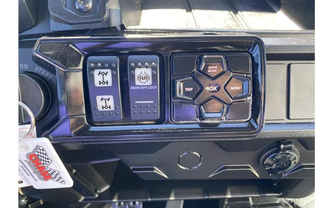 2023 Can-Am DEFENDER HD10 XT CAMO