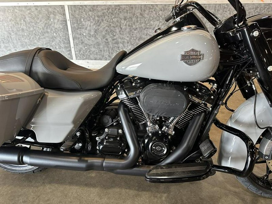 2025 Harley-Davidson® FLHRXS - Road King® Special