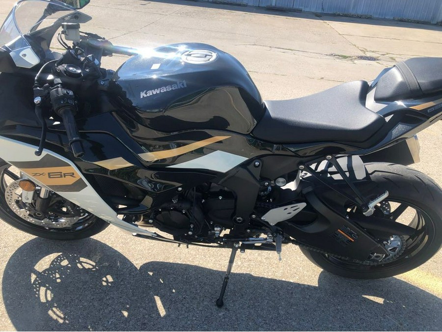 2026 Kawasaki NINJA ZX-6R ABS