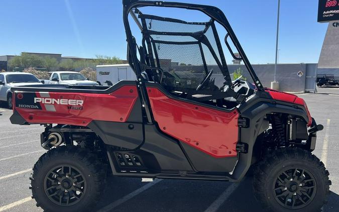 2025 Honda® Pioneer 1000 Deluxe