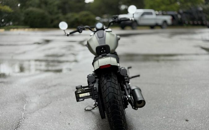 2026 Indian Scout Bobber Limited +Tech Moss Green Smoke