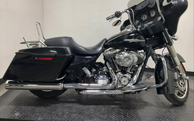 2012 Harley-Davidson Street Glide Base