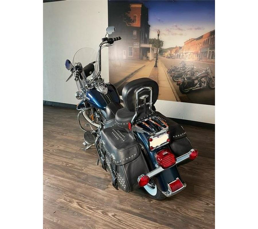 2015 Harley-Davidson® FLSTC - Heritage Softail® Classic