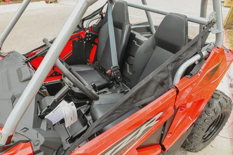 2026 POLARIS RZR 200 EFI