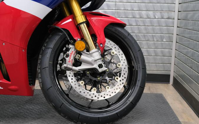 2026 HONDA CBR1000RR-R FIREBLADE SP
