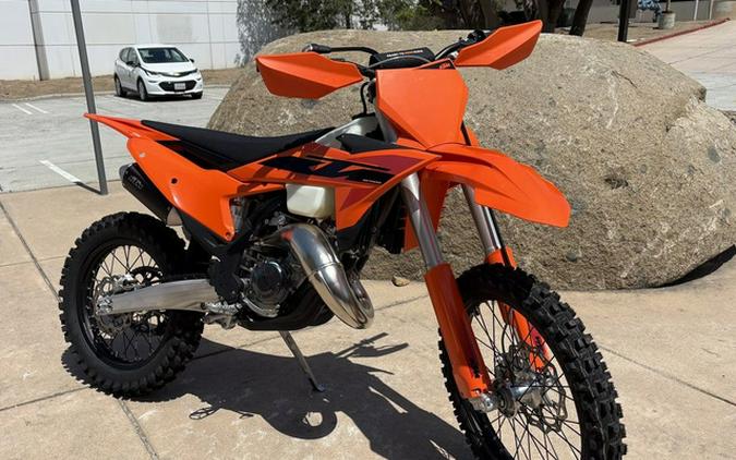 2025 KTM XC 125