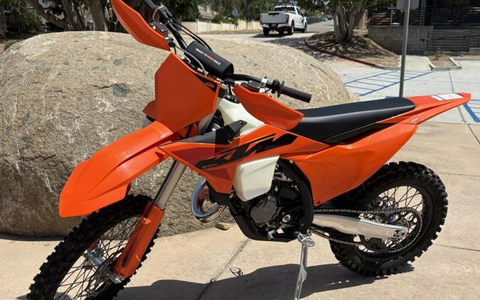 2025 KTM XC 125