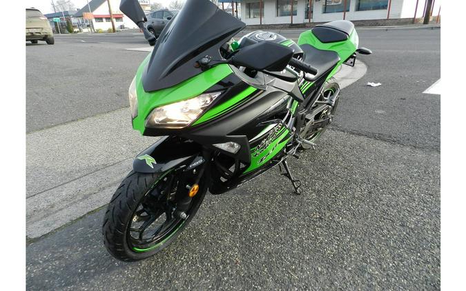 2016 Kawasaki NINJA 300 ABS