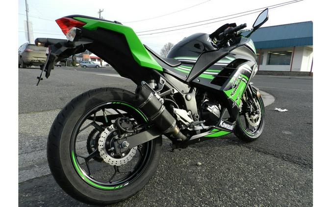 2016 Kawasaki NINJA 300 ABS