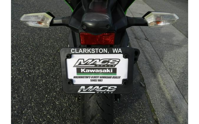 2016 Kawasaki NINJA 300 ABS