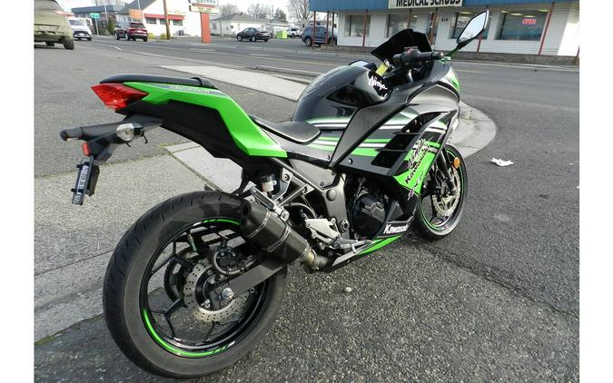 2016 Kawasaki NINJA 300 ABS