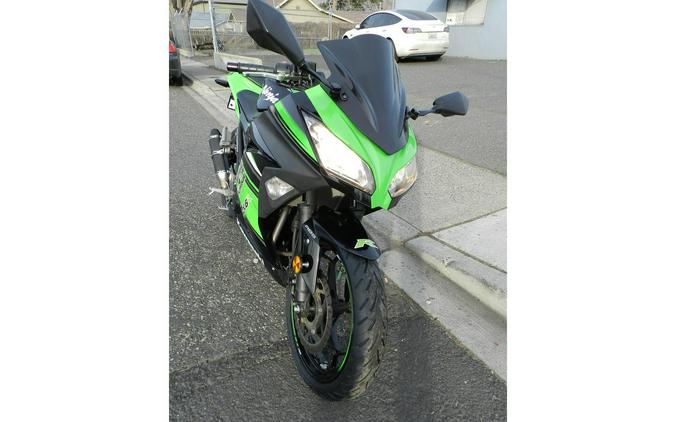 2016 Kawasaki NINJA 300 ABS