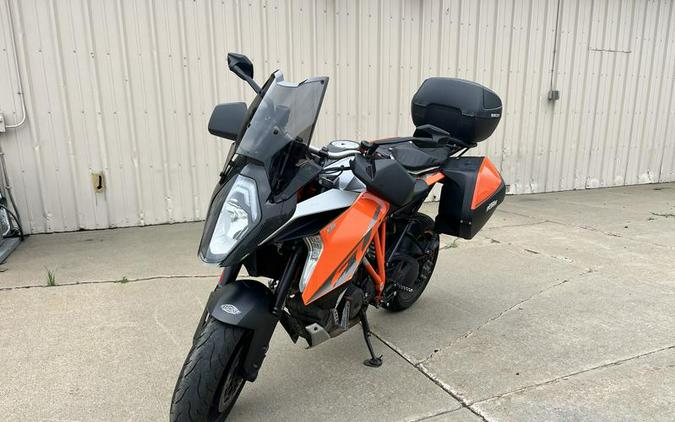 2017 KTM 1290 Super Duke GT
