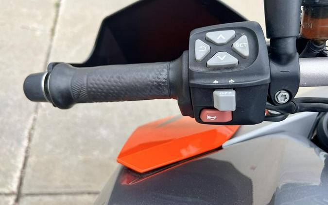 2017 KTM 1290 Super Duke GT