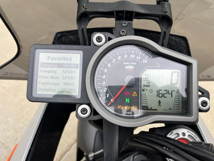 2017 KTM 1290 Super Duke GT