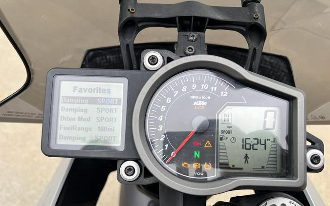 2017 KTM 1290 Super Duke GT